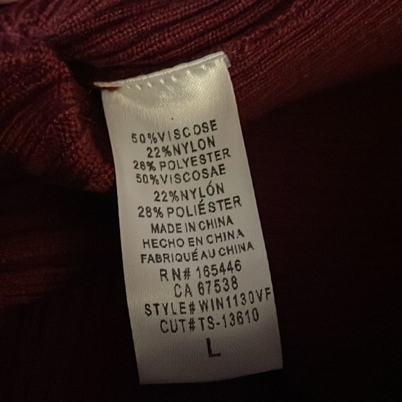 Windsor Feeling Cozy Ribbed Knit Long Sleeve Top - Picture 9 of 9